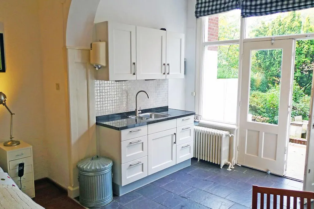 Bed & Breakfast Walenburg Rotterdam